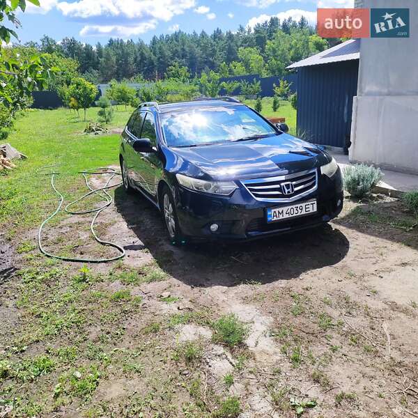 Honda Accord (2012)