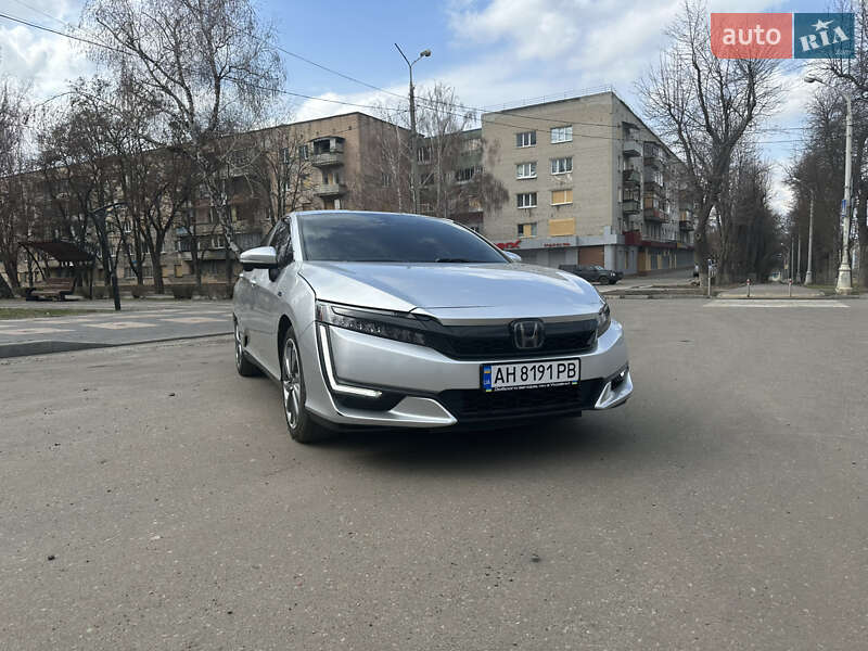 Honda Clarity (2020)