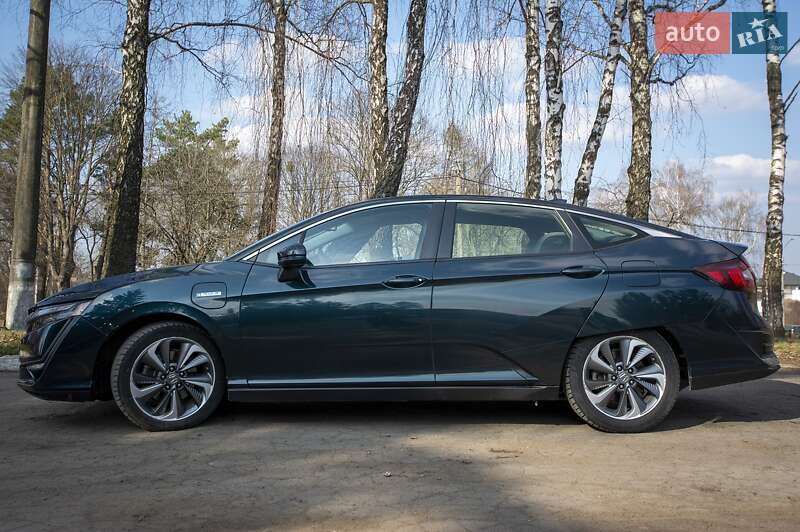 Honda Clarity (2018)