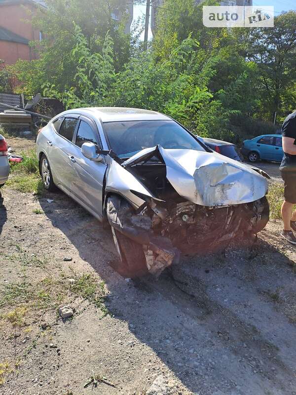 Honda Crosstour (2011)