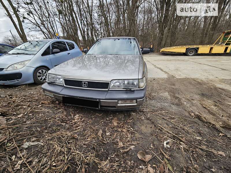 Honda Legend (1989)