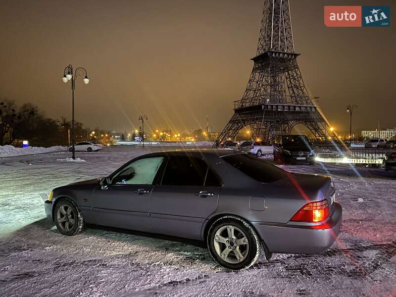 Honda Legend (1999)