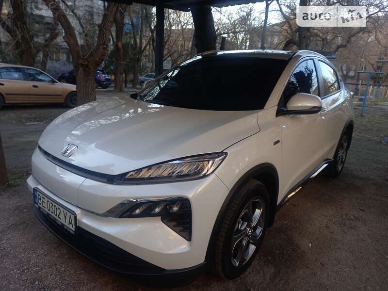 Honda M-nv (2022)