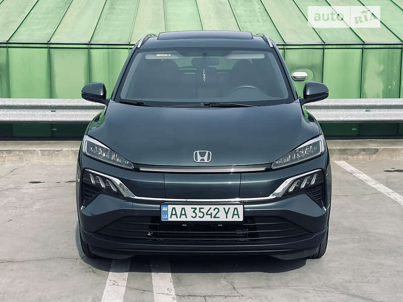 Honda M-nv (2022)