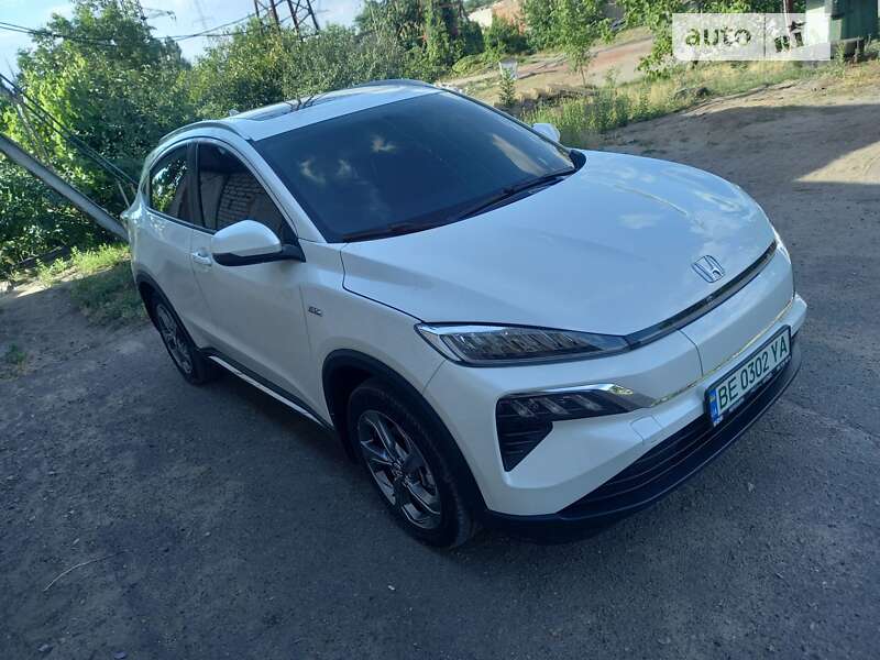 Honda M-nv (2022)