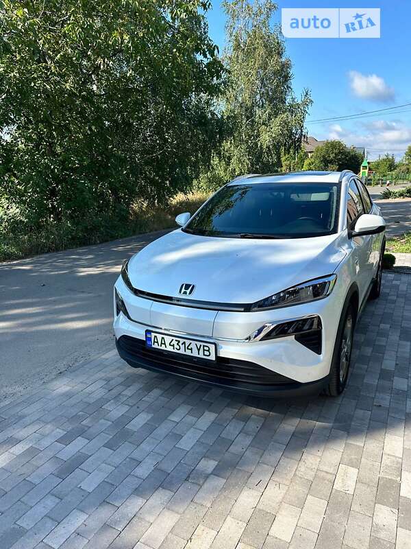 Honda M-nv (2021)