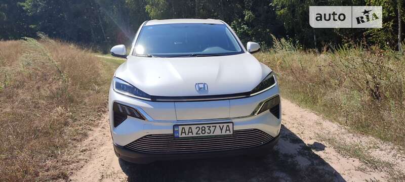 Honda M-nv (2022)