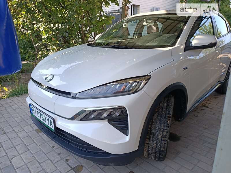Honda M-nv (2022)