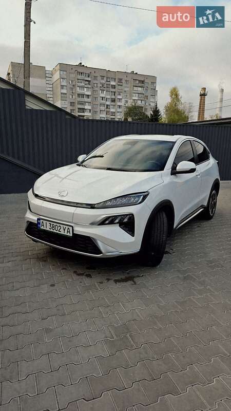 Honda M-nv (2023)
