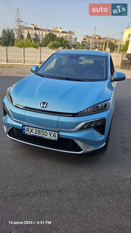 Honda M-nv (2023)