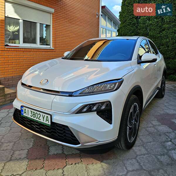 Honda M-nv (2023)