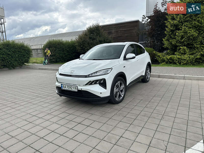 Honda M-nv (2022)