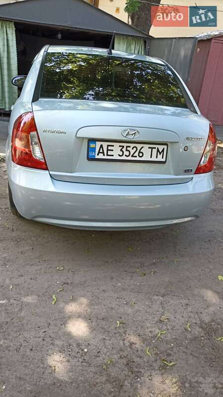 Hyundai Accent (2008)