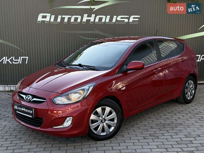 Hyundai Accent (2012)