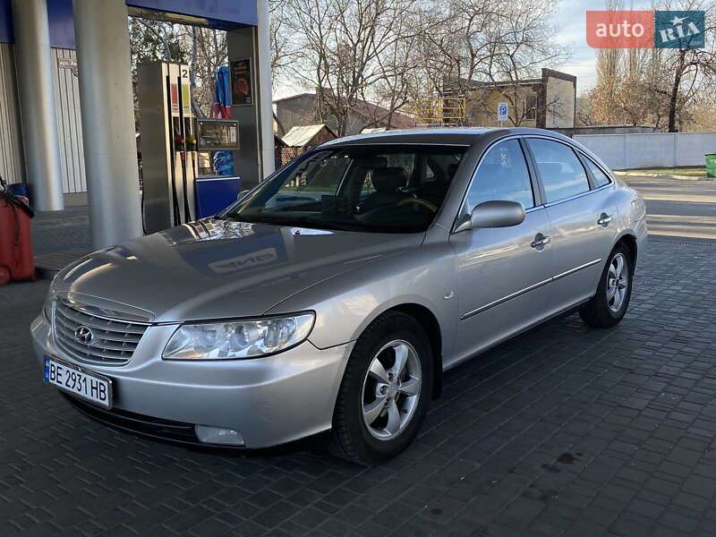 Hyundai Azera (2006)