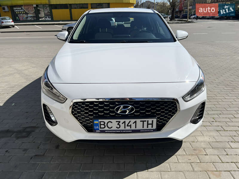 Hyundai Elantra (2017)
