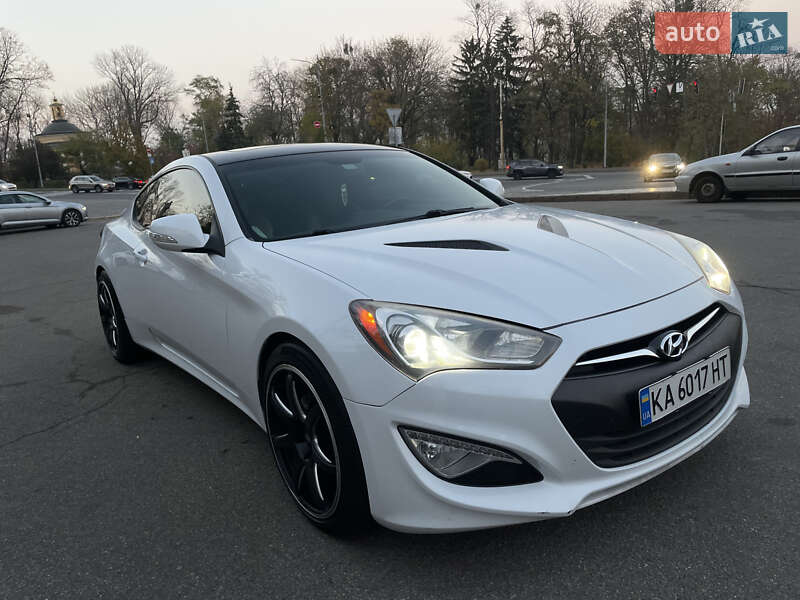 Hyundai Genesis coupe (2013)