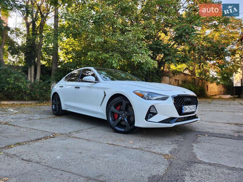 Hyundai Genesis (2020)