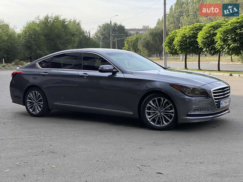Hyundai Genesis (2015)