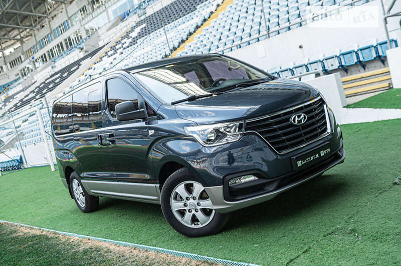 Hyundai Grand starex (2018)