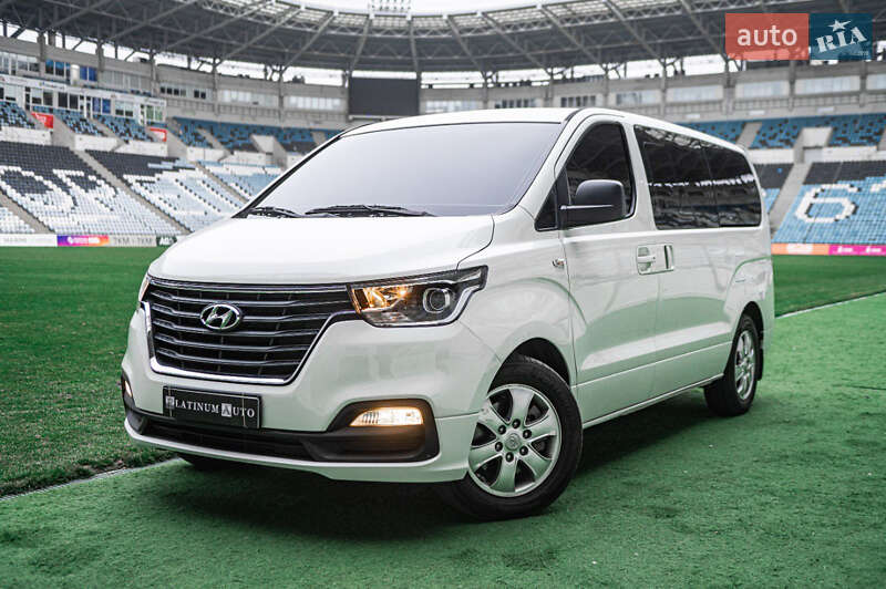 Hyundai Grand starex (2019)