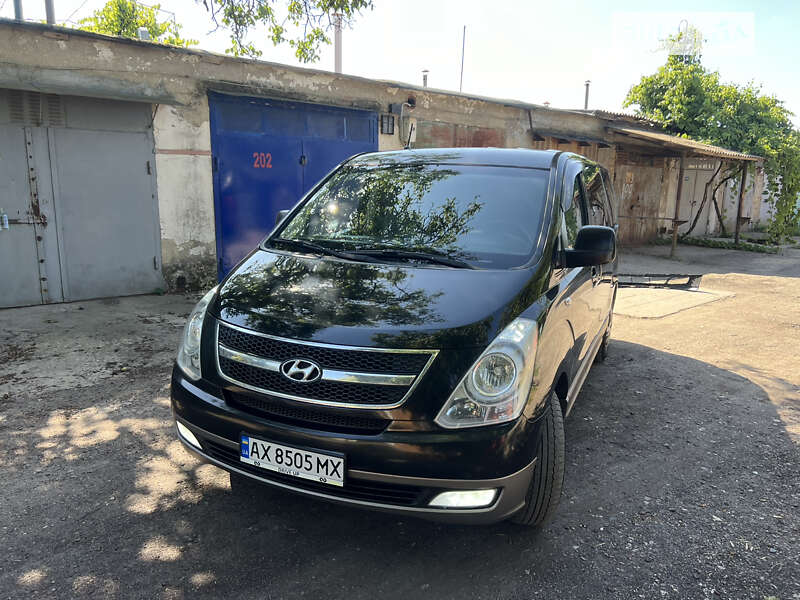 Hyundai H-1 (2012)