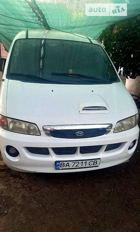 Hyundai H-1 (2004)