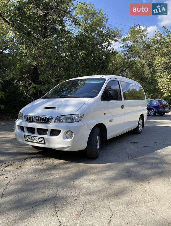 Hyundai H-1 (2007)