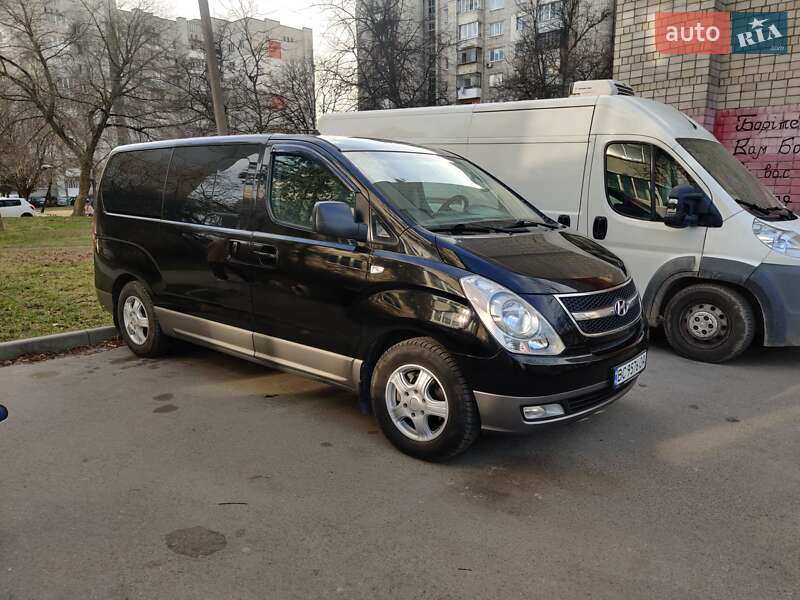 Hyundai H-1 (2010)