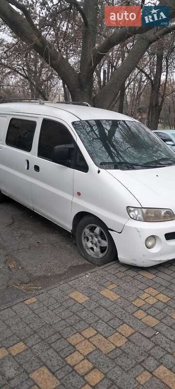 Hyundai H 200 (2004)