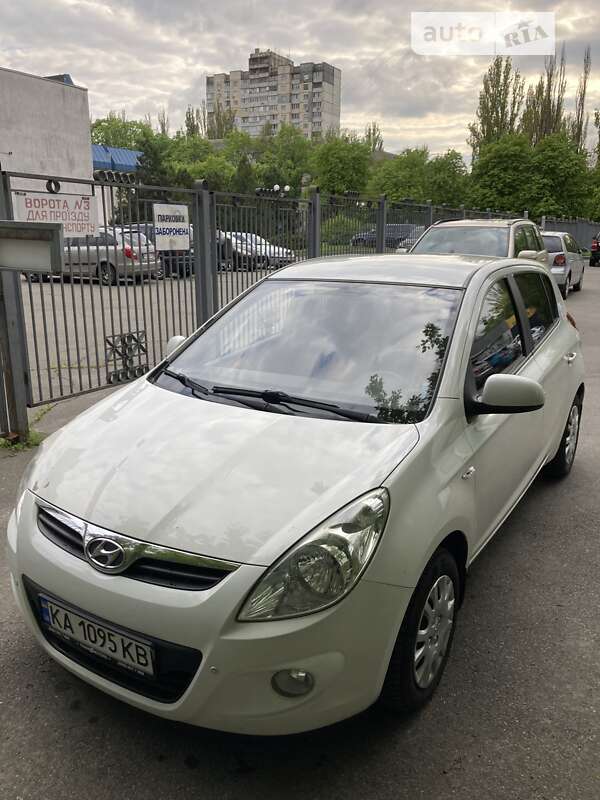 Hyundai I20 (2012)