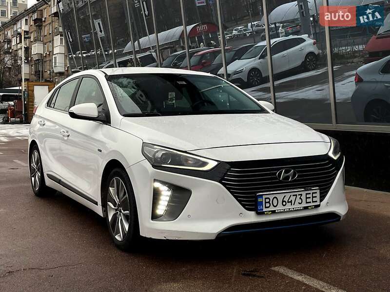 Hyundai Ioniq (2016)