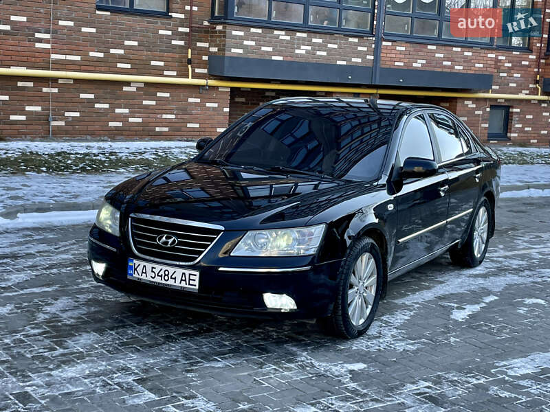 Hyundai Sonata (2009)