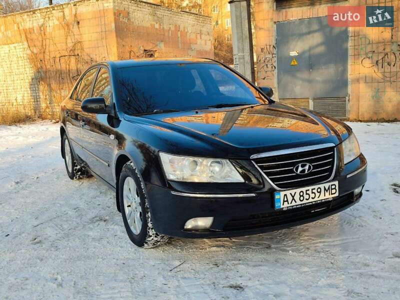 Hyundai Sonata (2009)