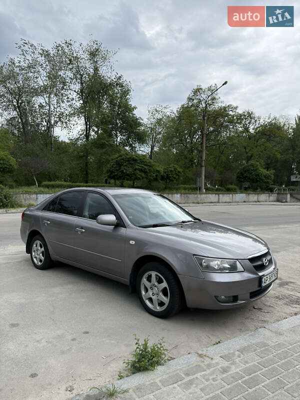 Hyundai Sonata (2006)