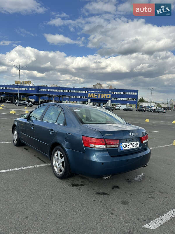 Hyundai Sonata (2006)