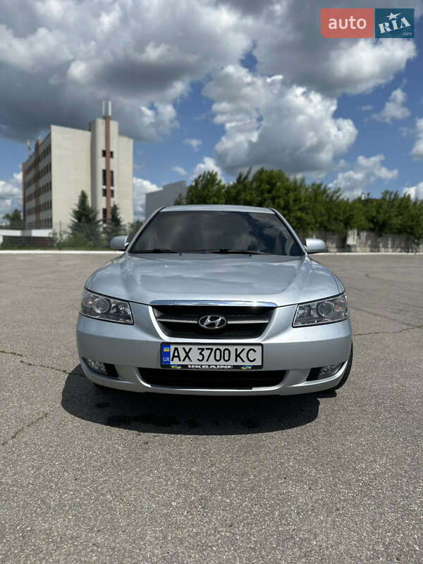 Hyundai Sonata (2007)