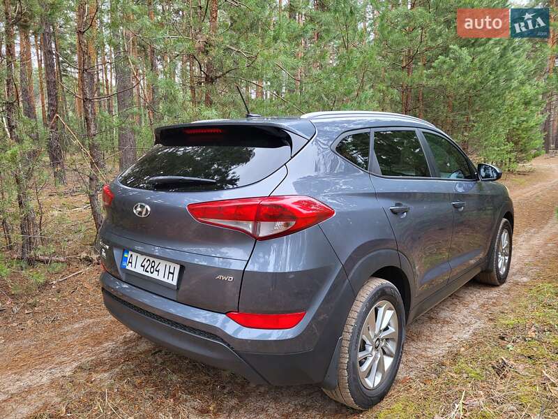 Hyundai Tucson (2015)