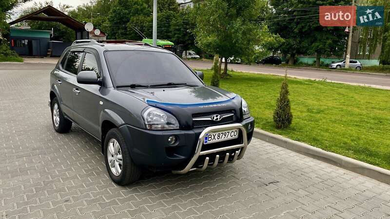 Hyundai Tucson (2011)