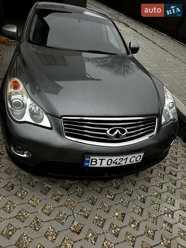Infiniti Ex35 (2011)