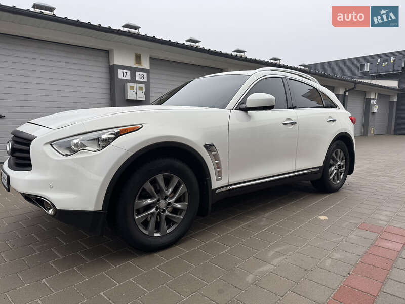 Infiniti Fx35 (2011)