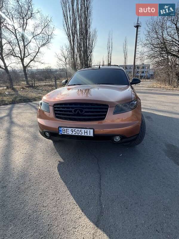 Infiniti Fx 35 (2003)