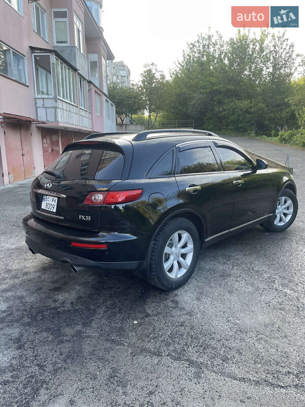 Infiniti Fx 35 (2005)