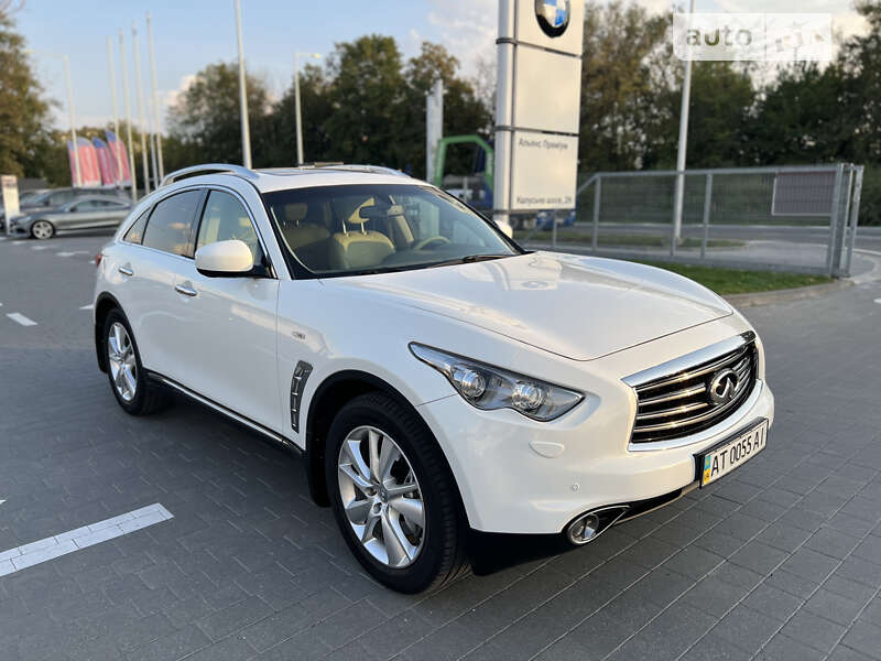 Infiniti Fx 37 (2012)