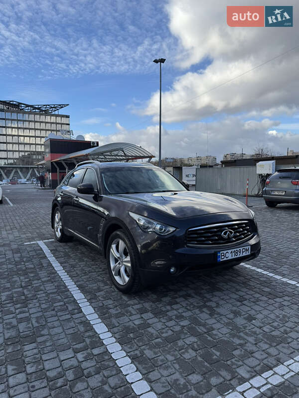 Infiniti Fx 37 (2010)
