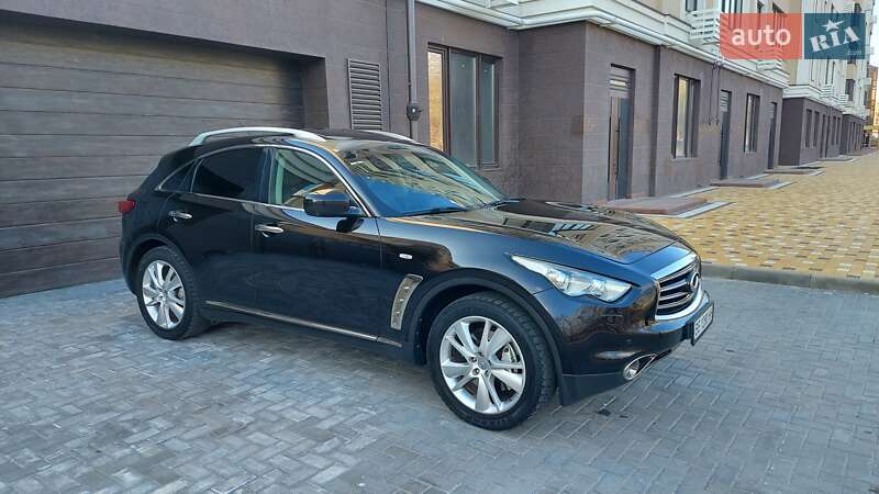 Infiniti Fx 37 (2012)