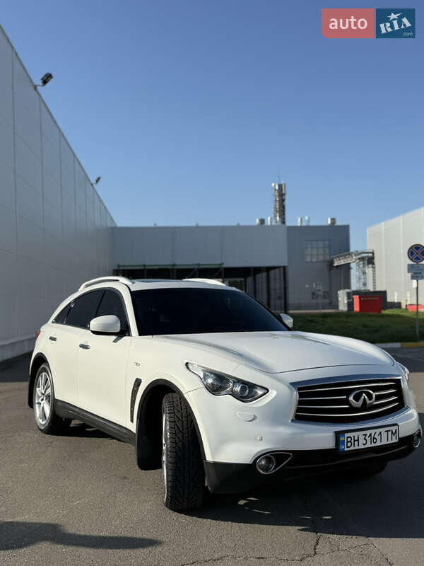 Infiniti Fx 37 (2012)