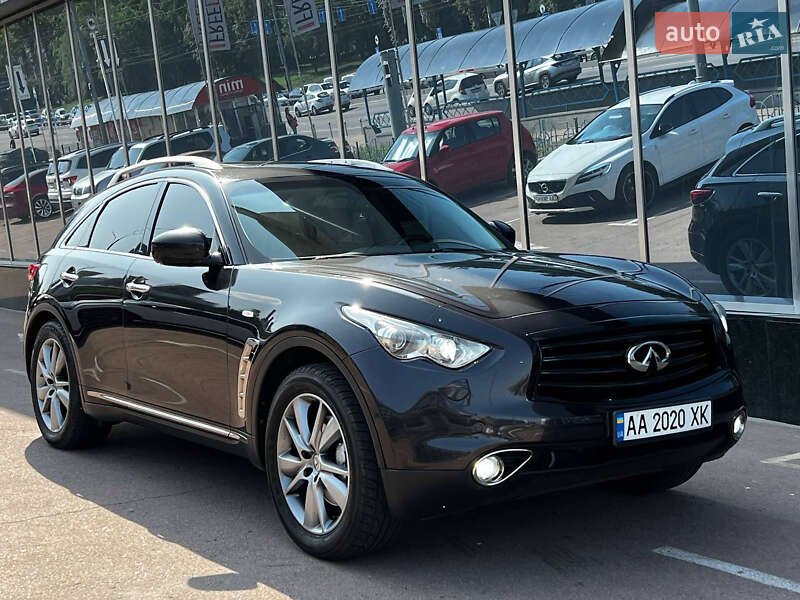 Infiniti Fx 37 (2012)