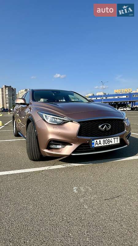 Infiniti Q30 (2017)