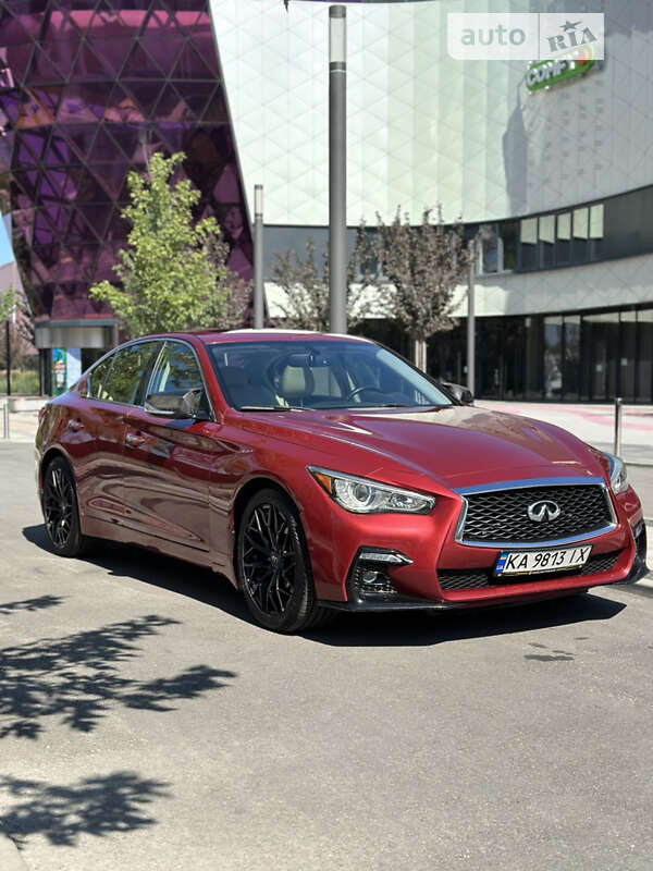 Infiniti Q50 (2015)